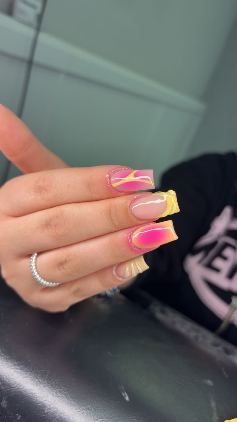 Square Ombré with Swirls